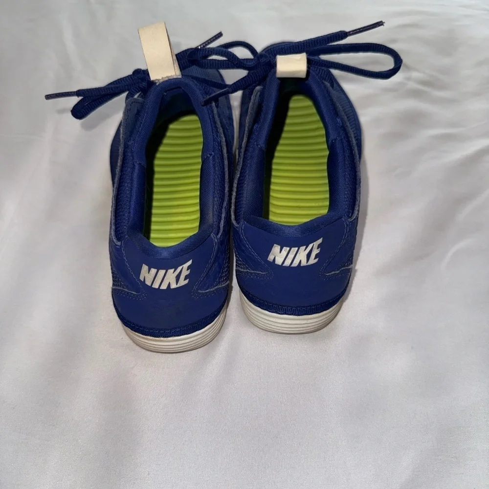 Nike Solar Soft Blue and White Sneakers Women’s Size 7